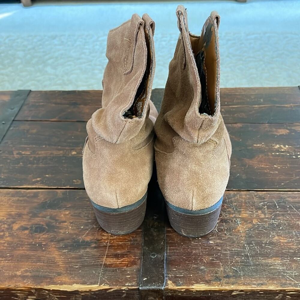 White Mountain Brown Suede Western Ankle Boots Size 11 - Picture 4 of 8